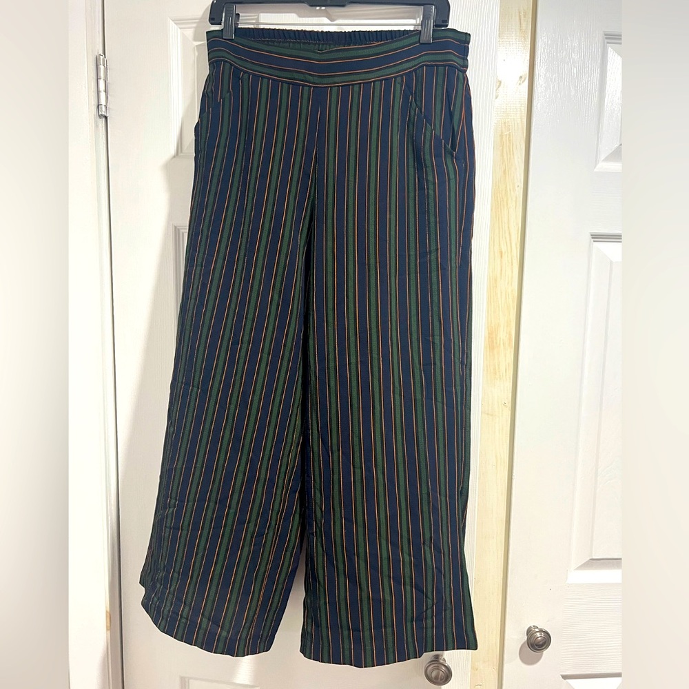 Max Studio Lightweight Cropped Pull On Dress Pant - image 1